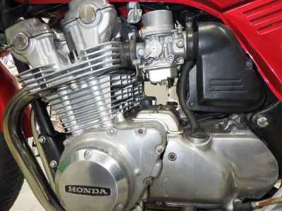 Honda CB900F 2022