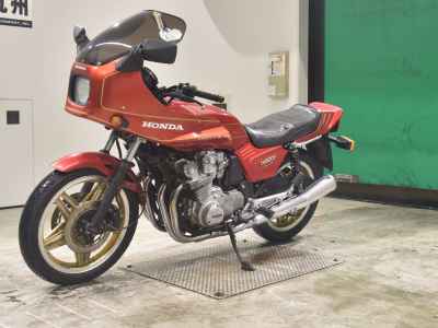 Honda CB900F 2022