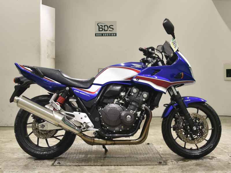 Honda CB400 Super Boldor 2020