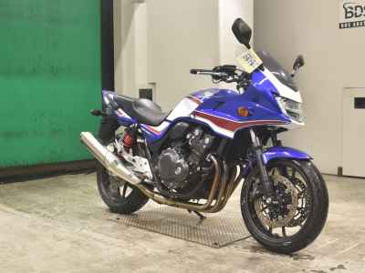 Honda CB400 Super Boldor 2020
