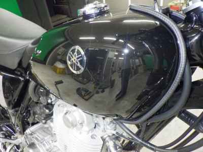 Yamaha SR400 2019