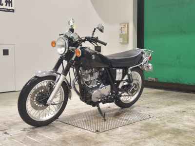 Yamaha SR400 2019