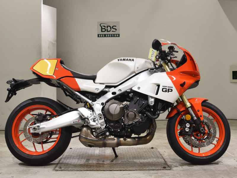 Yamaha XSR900 GP 2024