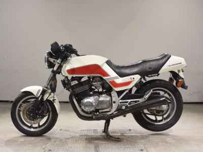 Suzuki GSX750E