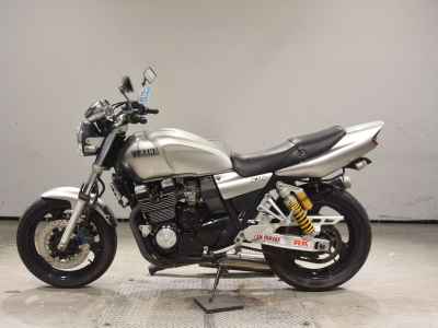 Yamaha XJR400
