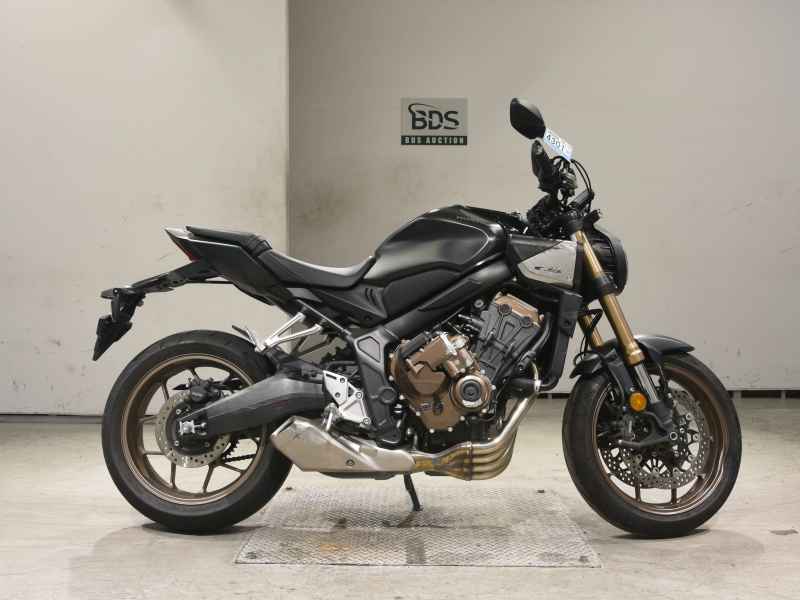 Honda CB650R E-Clutch 2024