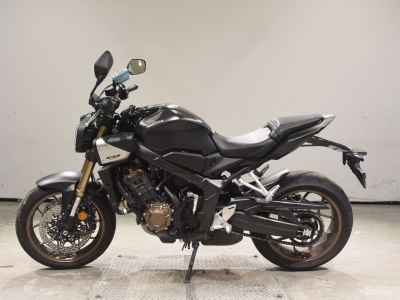 Honda CB650R E-Clutch 2024