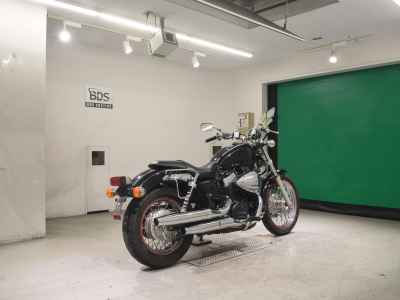 Honda VT400S 2012