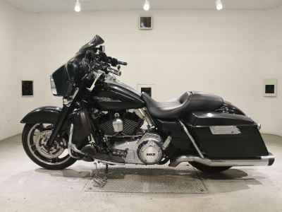 Harley-Davidson Street Glide FLHX1690 2013