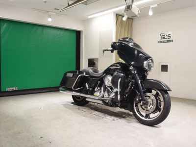 Harley-Davidson Street Glide FLHX1690 2013