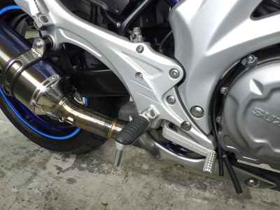 Suzuki Gladius SFV400