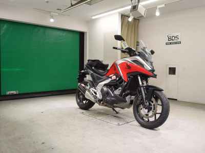 Honda NC750X DCT 2021