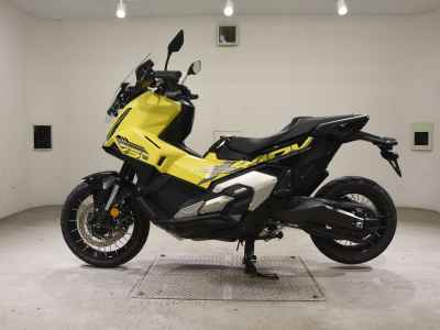 Honda X-Adv 750 2025