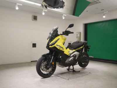 Honda X-Adv 750 2025