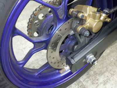 Yamaha YZF-R25 2015