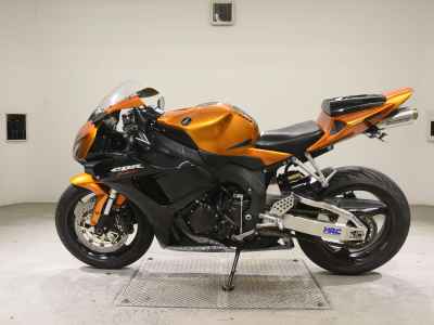 Honda CBR1000RR 2006