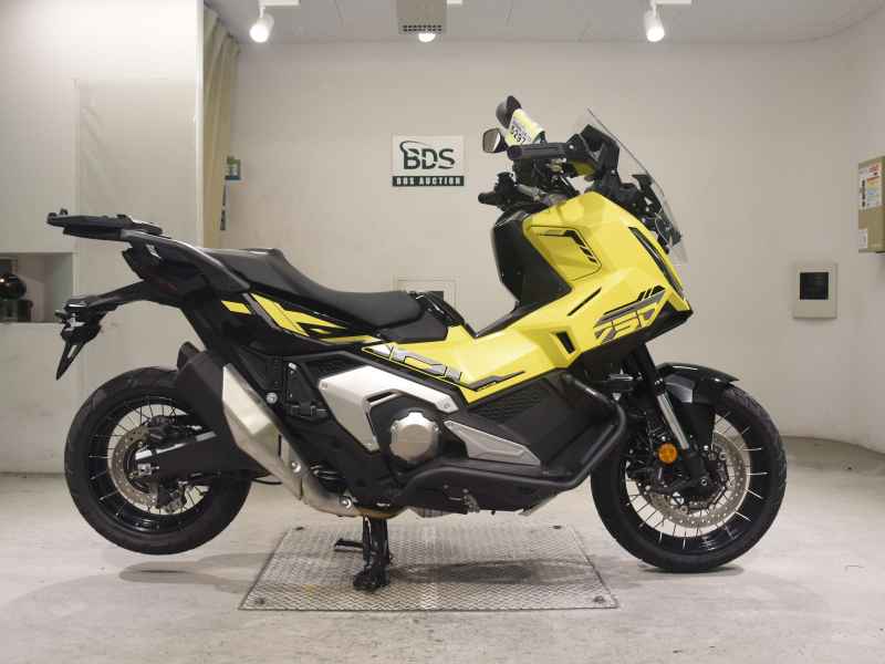 Honda X-Adv 750 2025