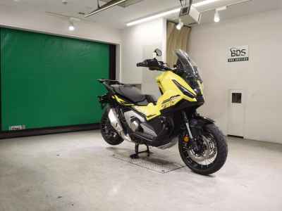 Honda X-Adv 750 2025