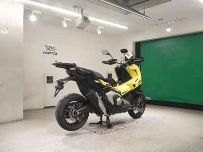 Honda X-Adv 750 2025