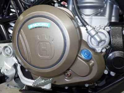 Husqvarna 701 Supermoto 2024