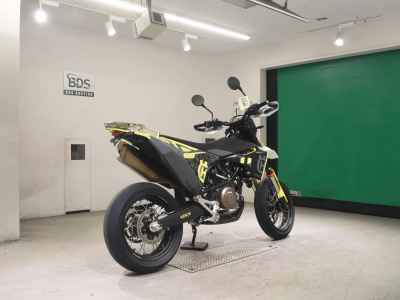 Husqvarna 701 Supermoto 2024