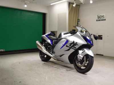 Suzuki Hayabusa 2025