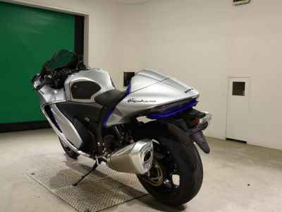 Suzuki Hayabusa 2025