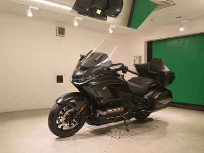 Honda GL1800 Gold Wing Tour DCT 2026
