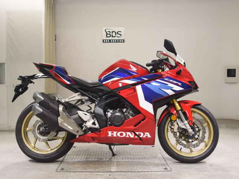 Honda CBR250RR 2023