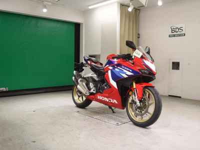 Honda CBR250RR 2023
