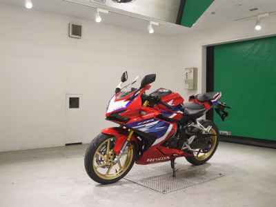 Honda CBR250RR 2023