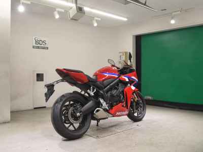 Honda CB650R E-Clutch 2026