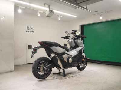 Honda X-Adv 750 2021