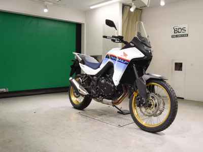 Honda Transalp 750 2023