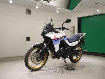 Honda Transalp 750 2023