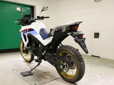 Honda Transalp 750 2023