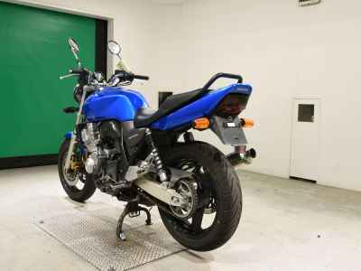 Honda CB400SFV 2018