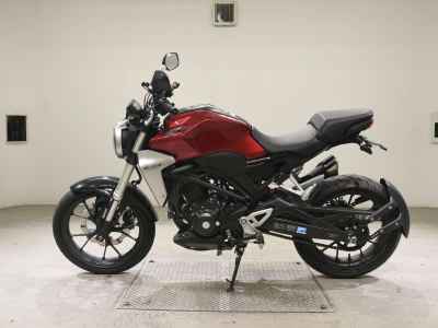 Honda CB250R 2018