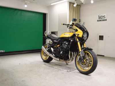 Kawasaki Z900RS SE 2024