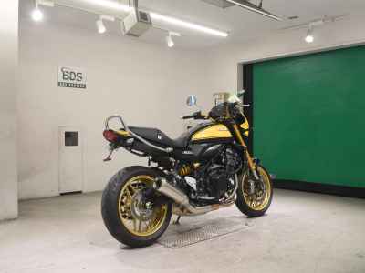 Kawasaki Z900RS SE 2024