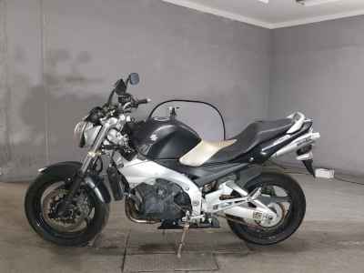 Suzuki GSR400 2008