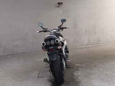 Suzuki GSR400 2008
