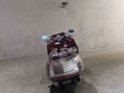 Yamaha Maxam 250