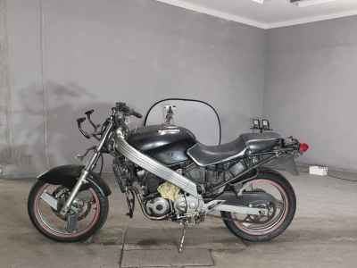 Kawasaki ZZR250