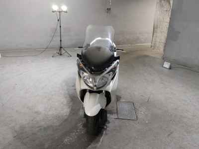 Suzuki Skywave 250S