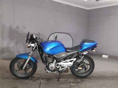Suzuki Gladius SFV400