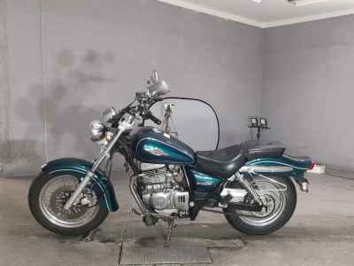 Suzuki GZ250