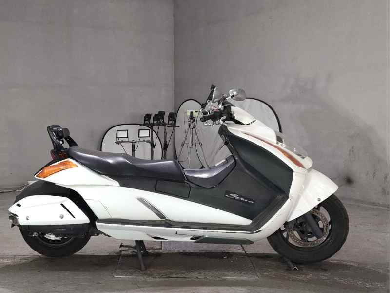 Suzuki Gemma 250