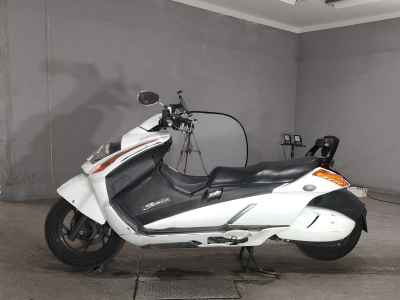 Suzuki Gemma 250