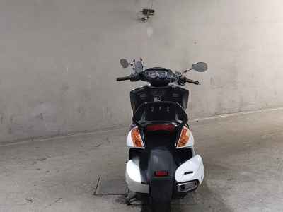 Suzuki Gemma 250